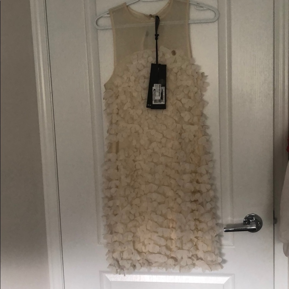 Gorgeous summer cocktail dress